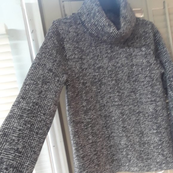 J. Crew Sweaters - warm pullover sweater